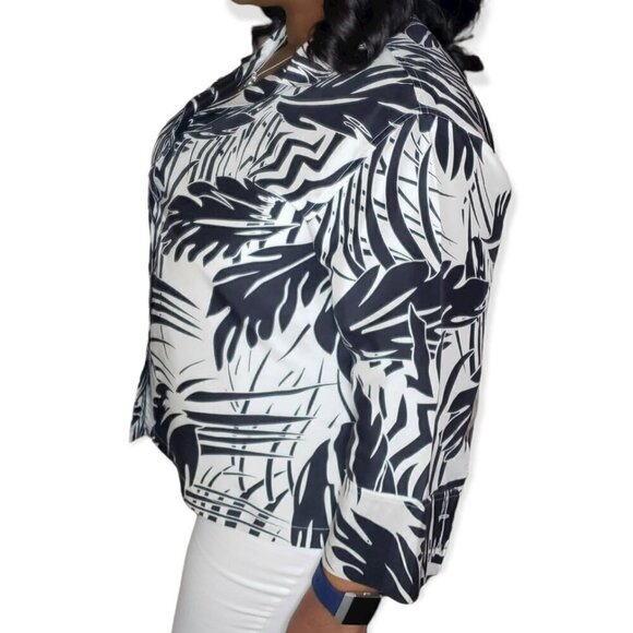 Fashion Top Black Floral Sheer Long Sleeve Button Down Blouse Sz N/A - Picture 6 of 9